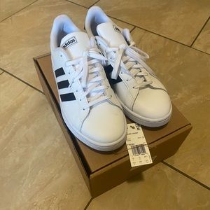 Adidas Grand Court 10.5